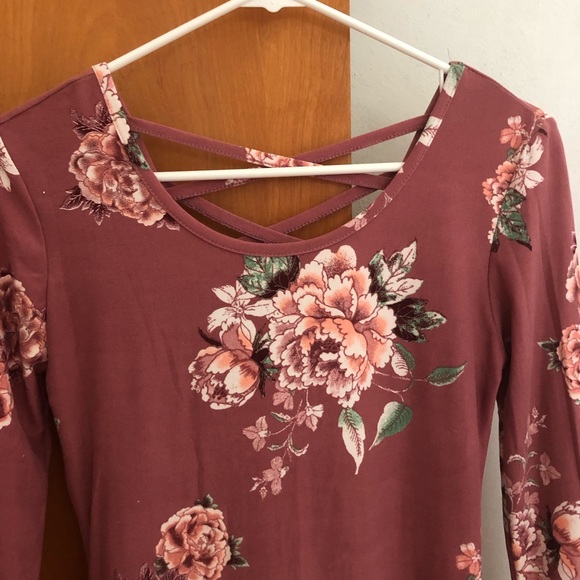 🌟3/$20 No Boundaries Long-sleeve dress - Picture 2 of 4